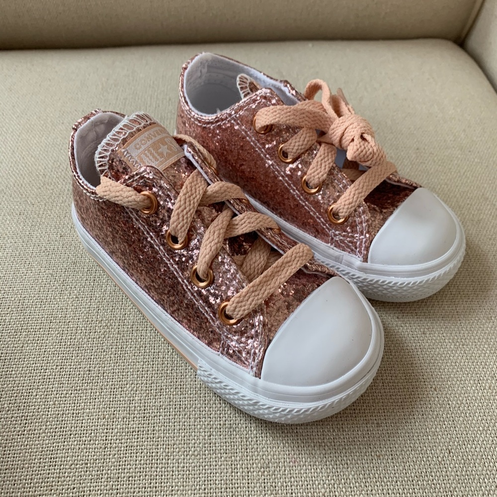 Toddler girls sparsely converse size 6 blush pink
